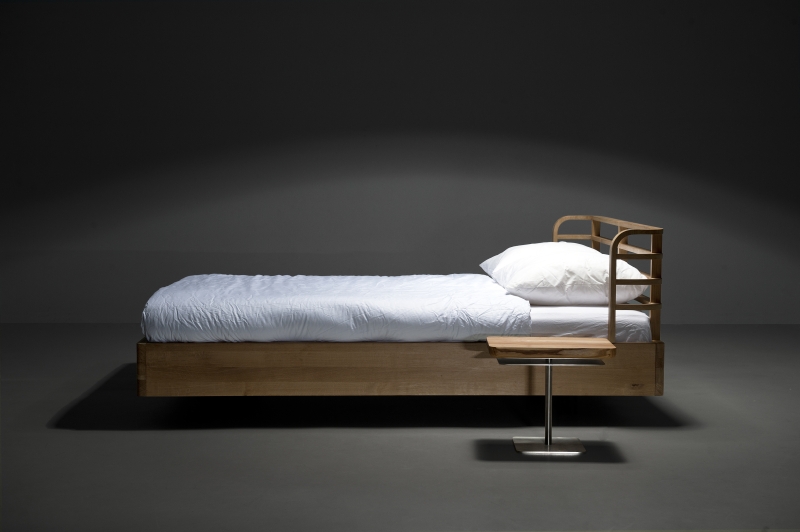 orig. BOW Designerbett modern aus Holz 200x200
